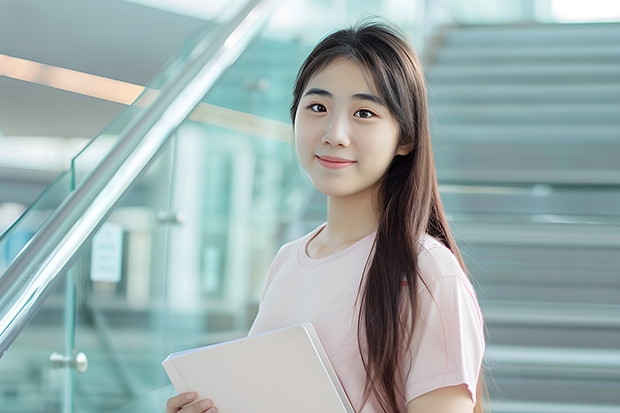 中国人民大学和昆明城市学院哪个值得报